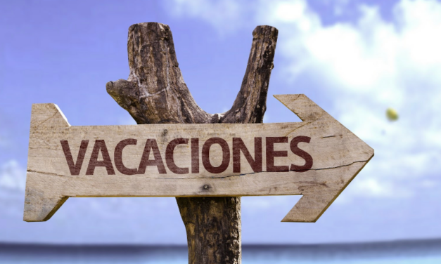 Los españoles se van de vacaciones a crédito